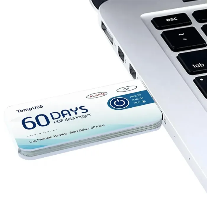 copy of Punga Termica Reflectiva Cool Meal Pouch Dimensiuni 67 X 28 X 5.5 mm, Greutate 12 gr